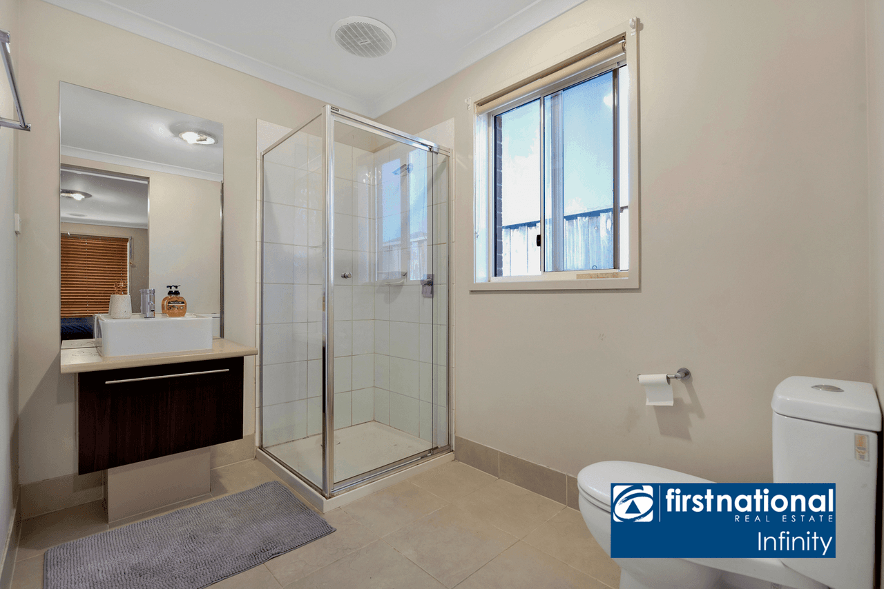 11 St Martins Boulevard, Truganina, VIC 3029