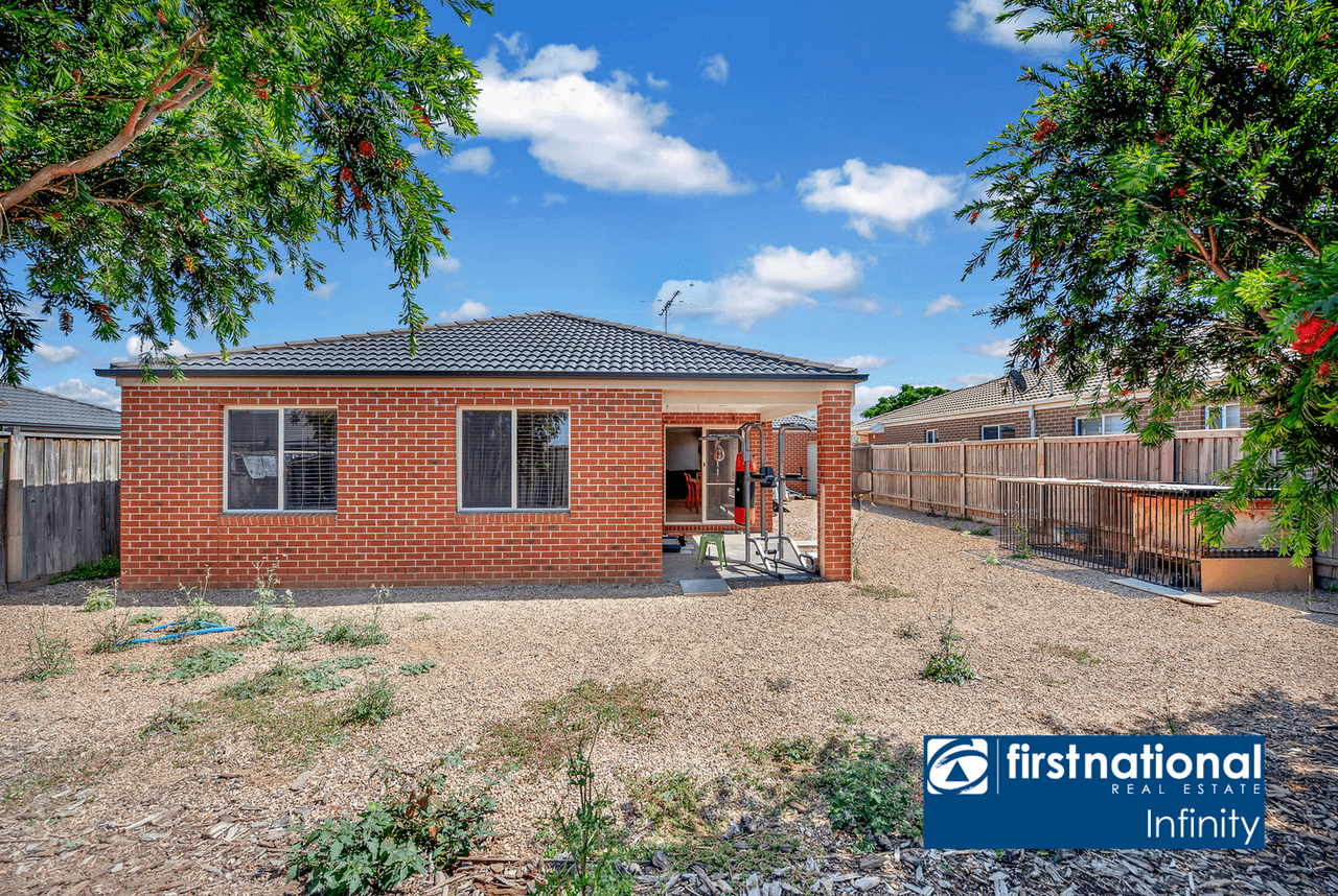 11 St Martins Boulevard, Truganina, VIC 3029