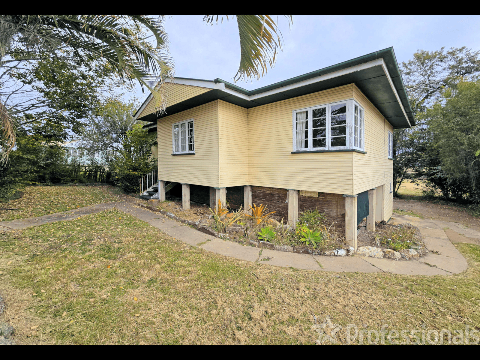 42 Bergin Street, BOOVAL, QLD 4304