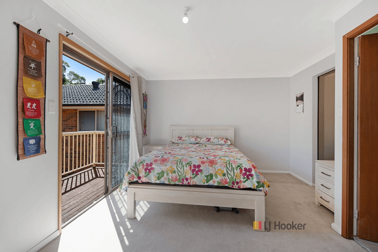 14 Chelmsford Road, LAKE HAVEN, NSW 2263