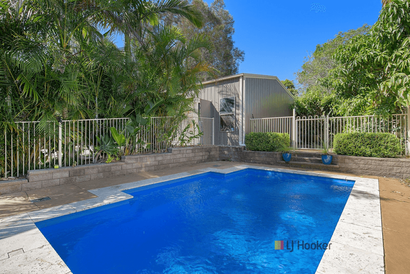 14 Chelmsford Road, LAKE HAVEN, NSW 2263