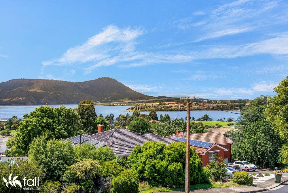 13 Wakehurst Road, AUSTINS FERRY, TAS 7011