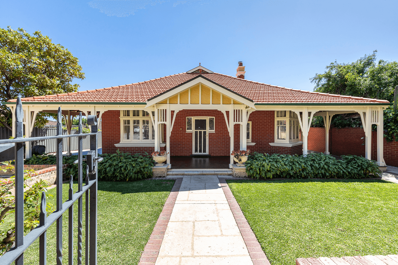 13 Hill View Road, MOUNT LAWLEY, WA 6050