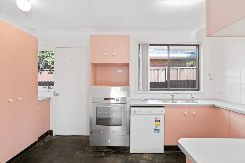 26 McCartney Crescent, St Clair, NSW 2759