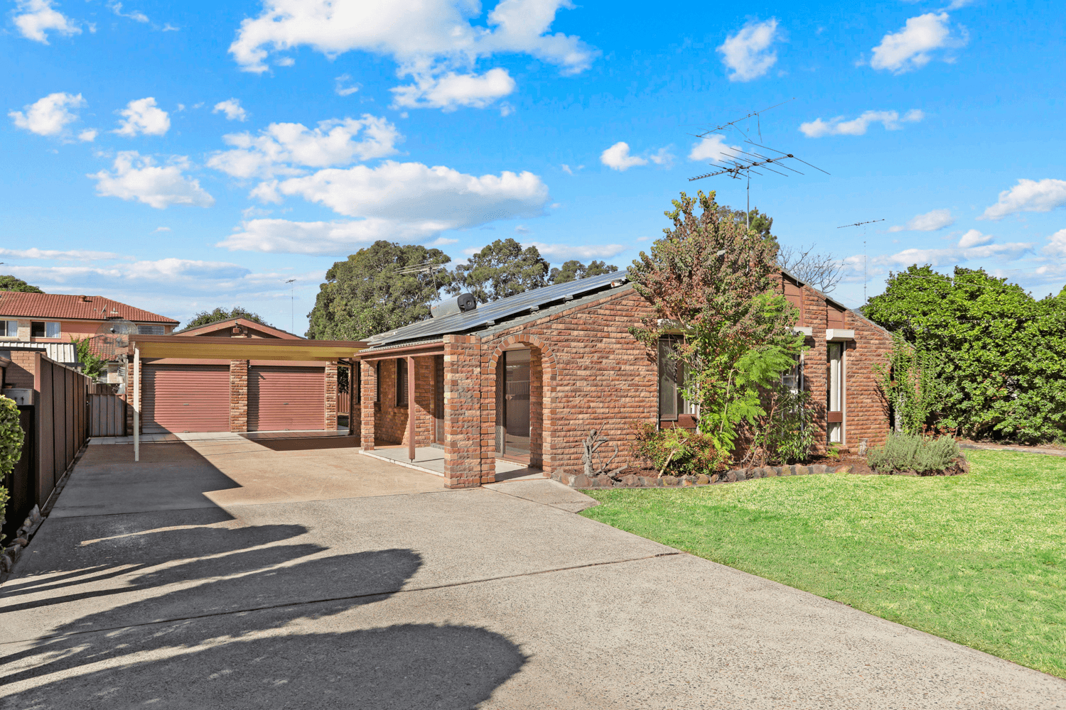 26 McCartney Crescent, St Clair, NSW 2759