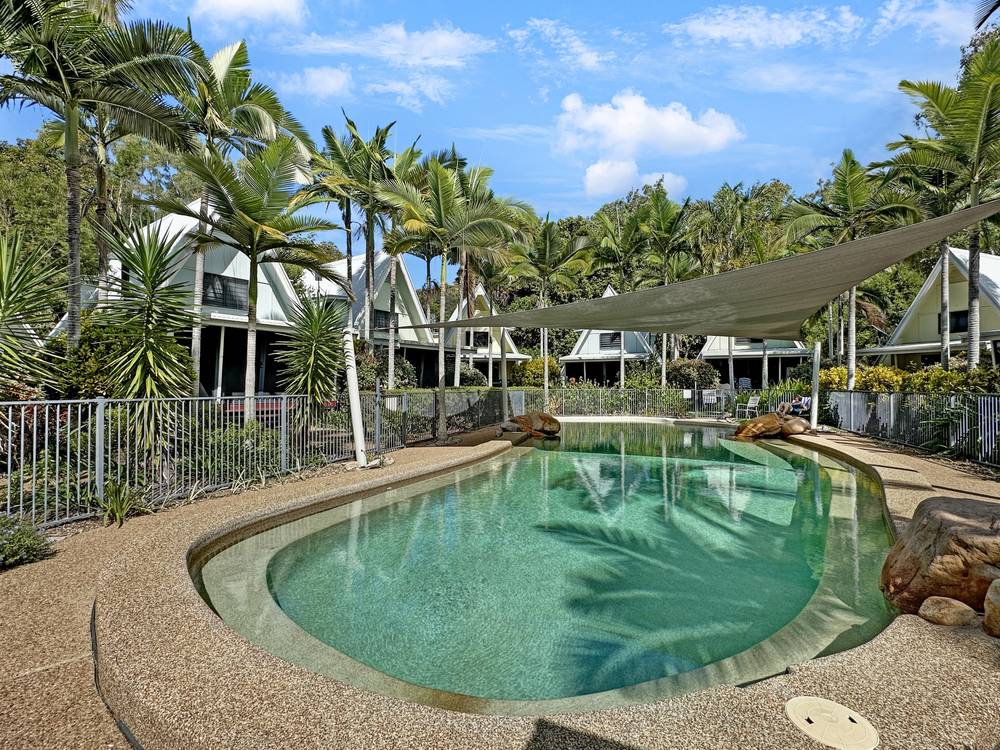 7/42  'Canopy' Yates Street, Nelly Bay, QLD 4819