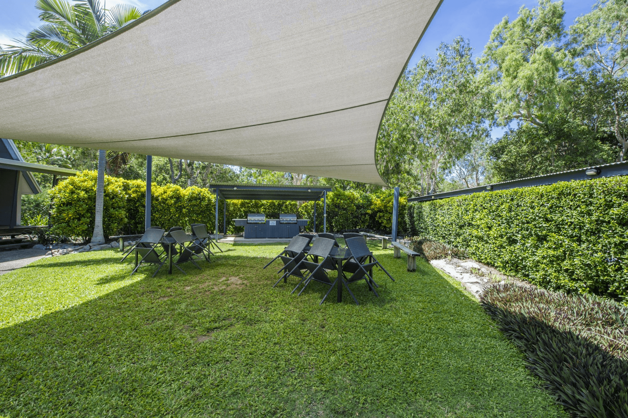 7/42  'Canopy' Yates Street, Nelly Bay, QLD 4819