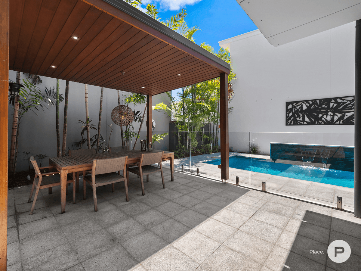 87 Waterline Crescent, Bulimba, QLD 4171