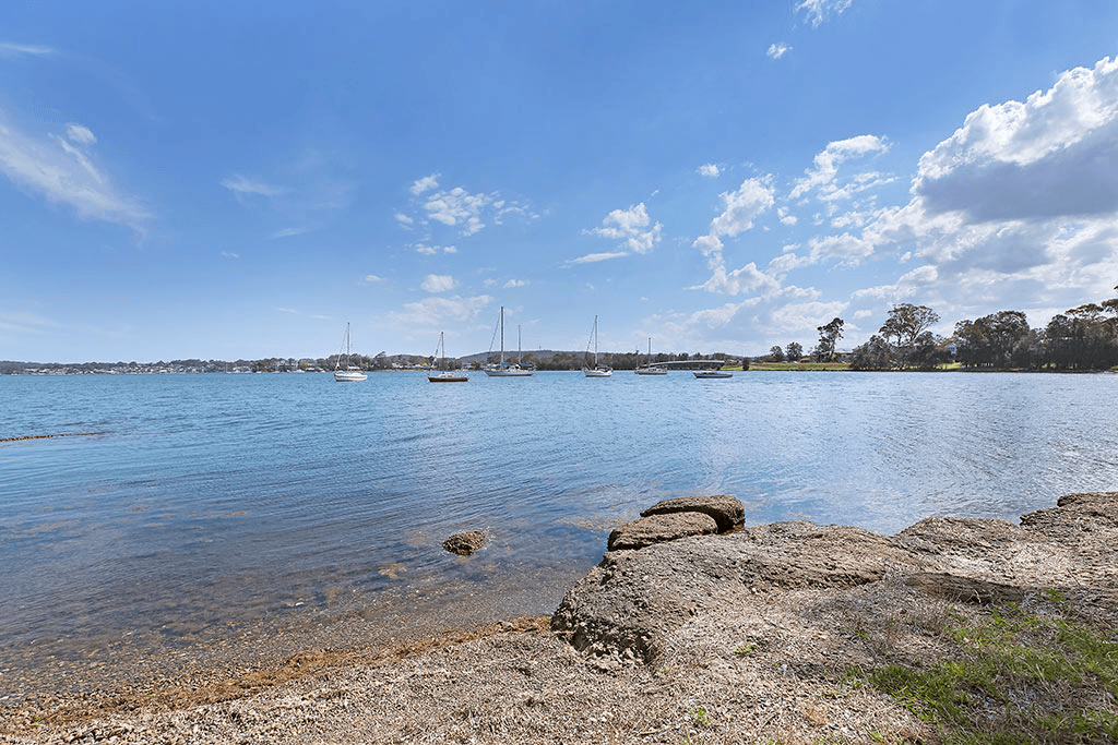 10 Blandford Street, FENNELL BAY, NSW 2283