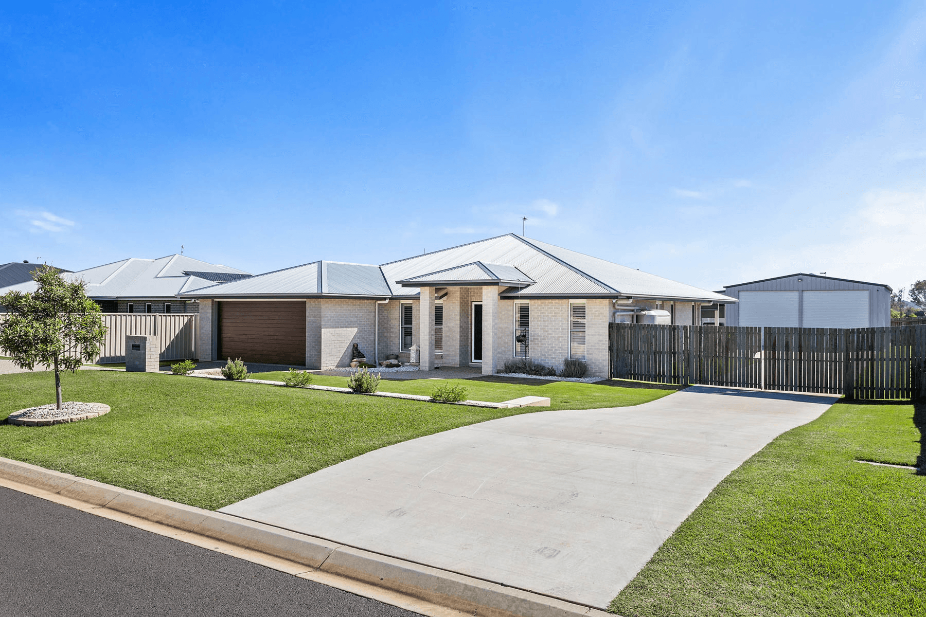 3 Gwenda Drive, WESTBROOK, QLD 4350