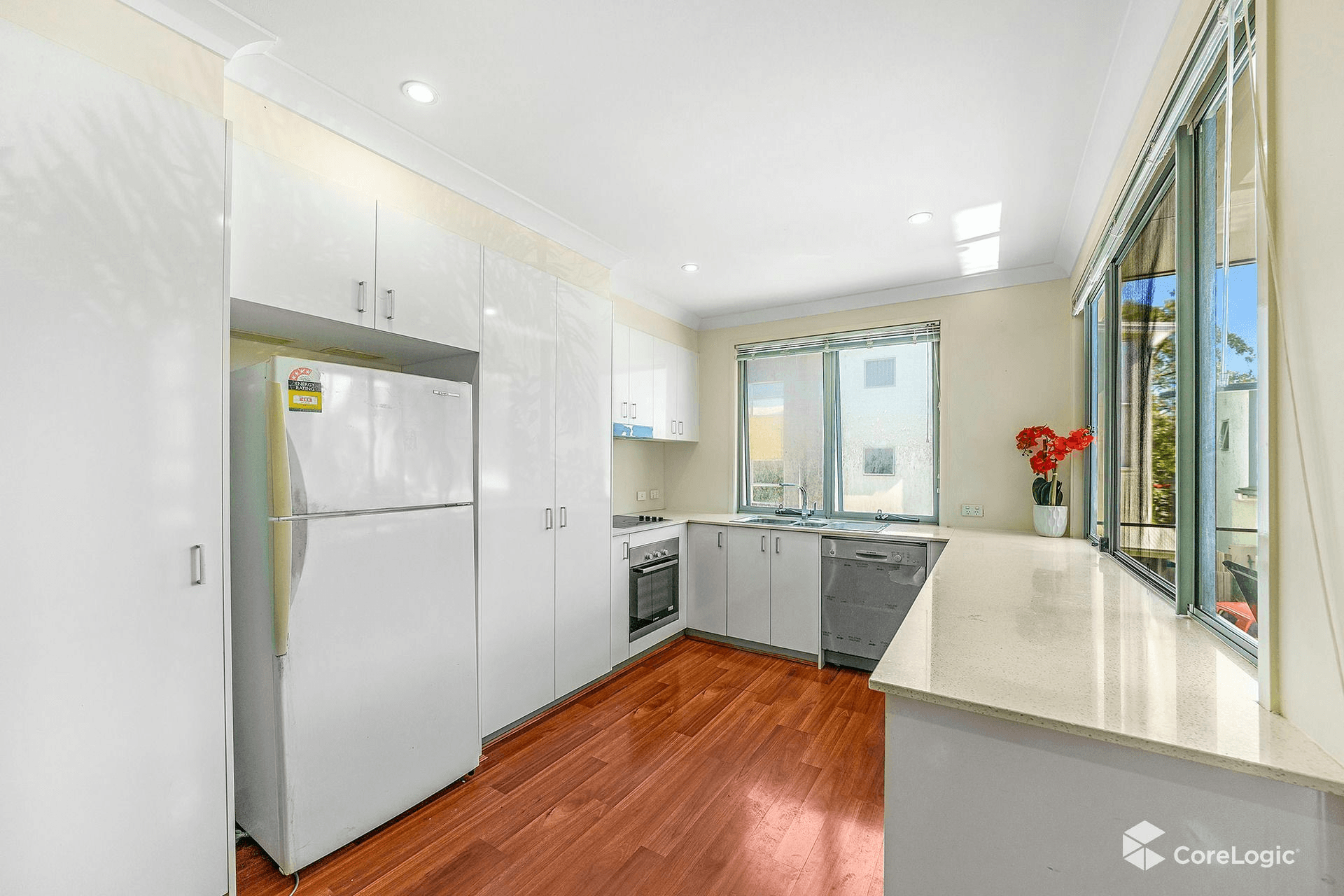 Unit 38/17 Great Southern Dr, Robina, QLD 4226