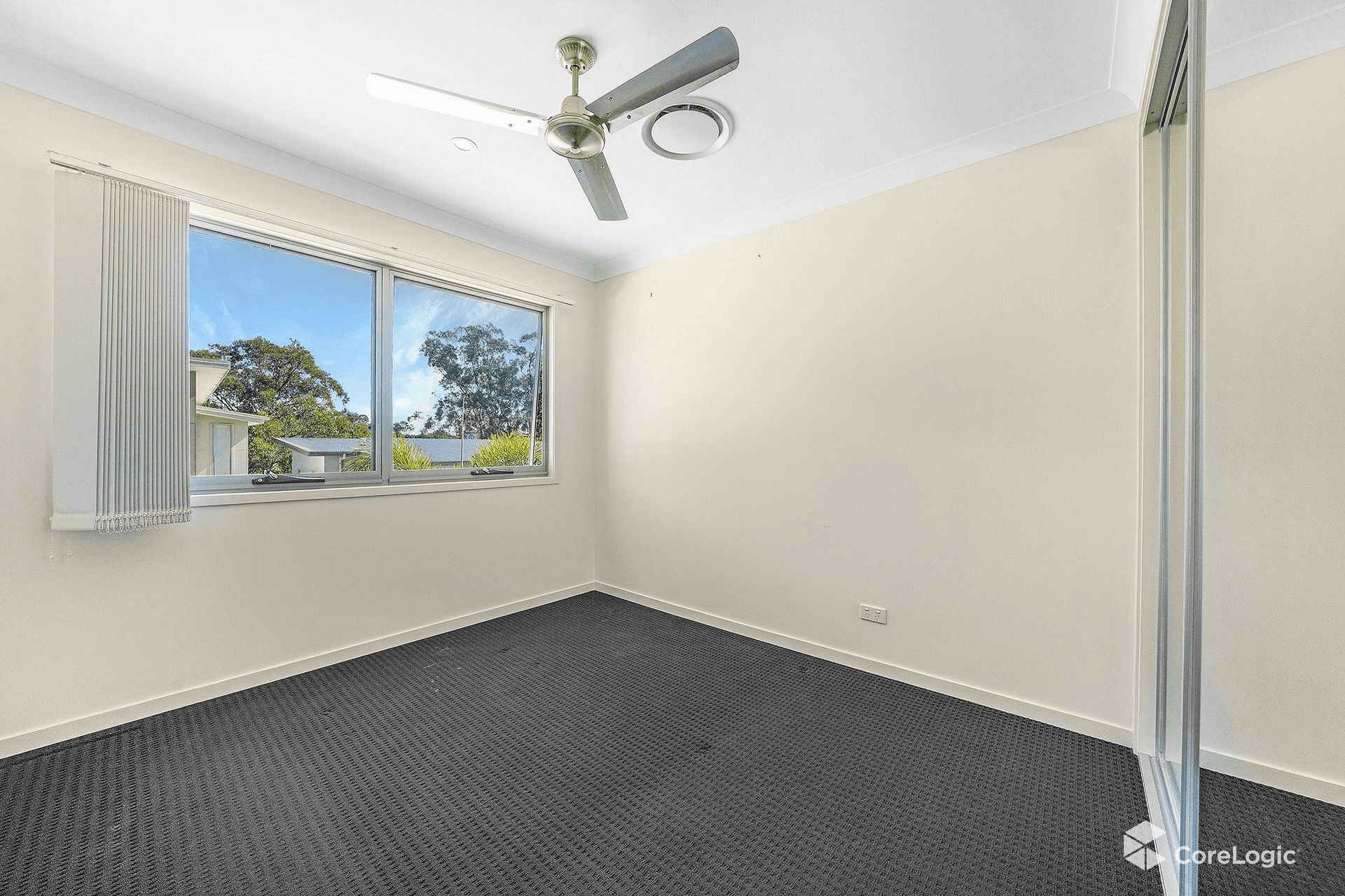 Unit 38/17 Great Southern Dr, Robina, QLD 4226