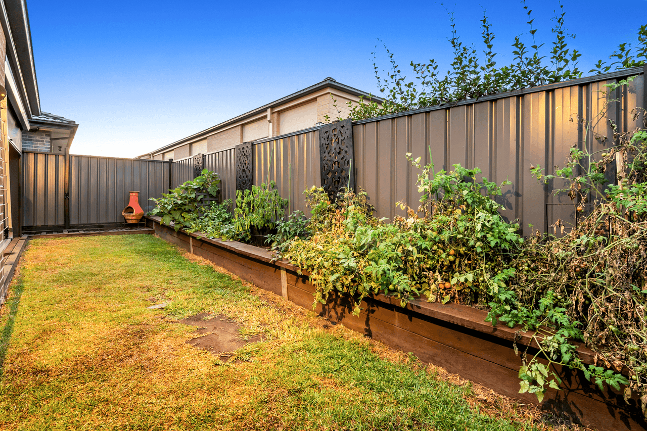 52 Peppertree Parade, CRAIGIEBURN, VIC 3064