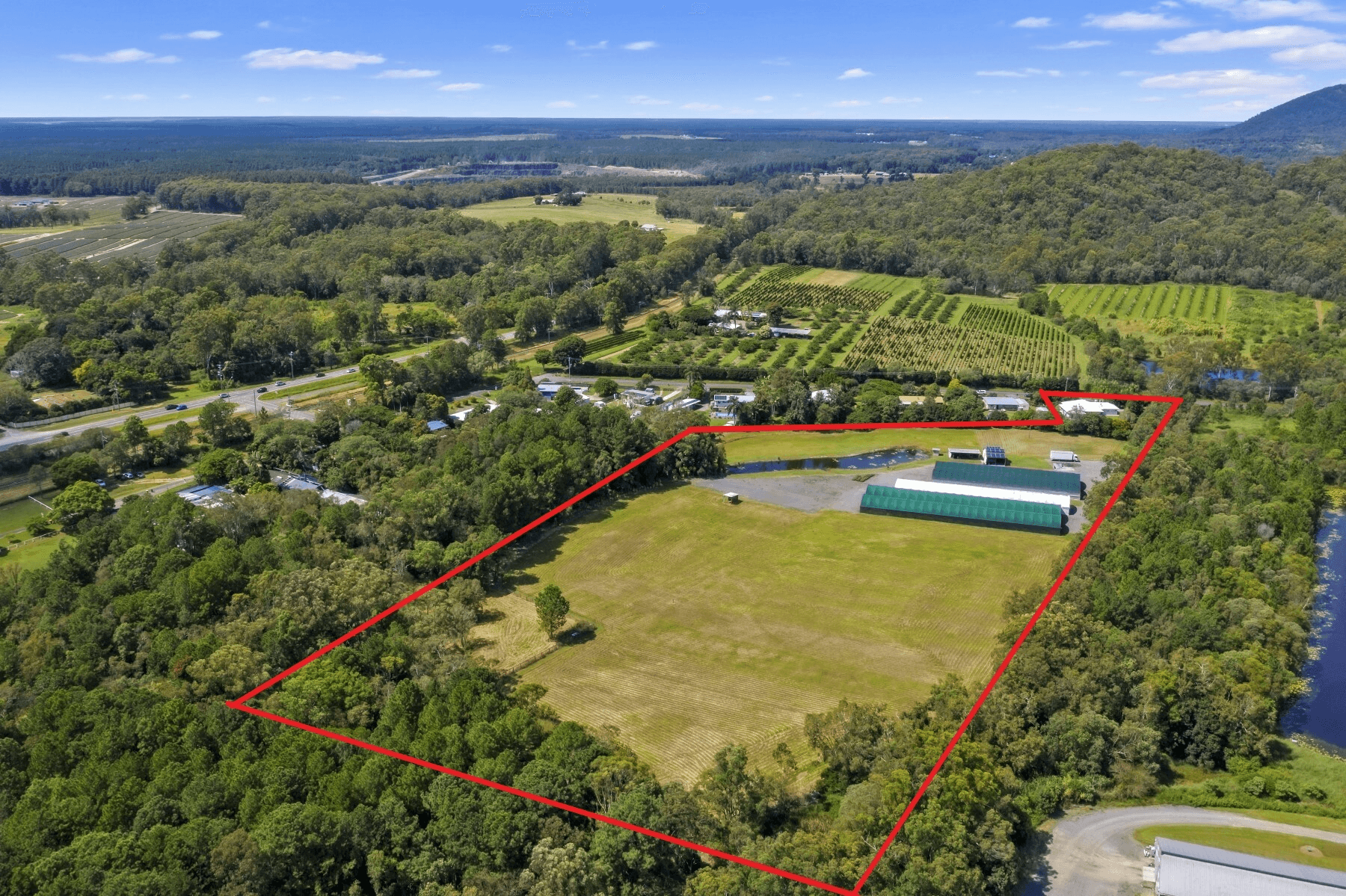 38 Barrs Rd, Glass House Mountains, QLD 4518