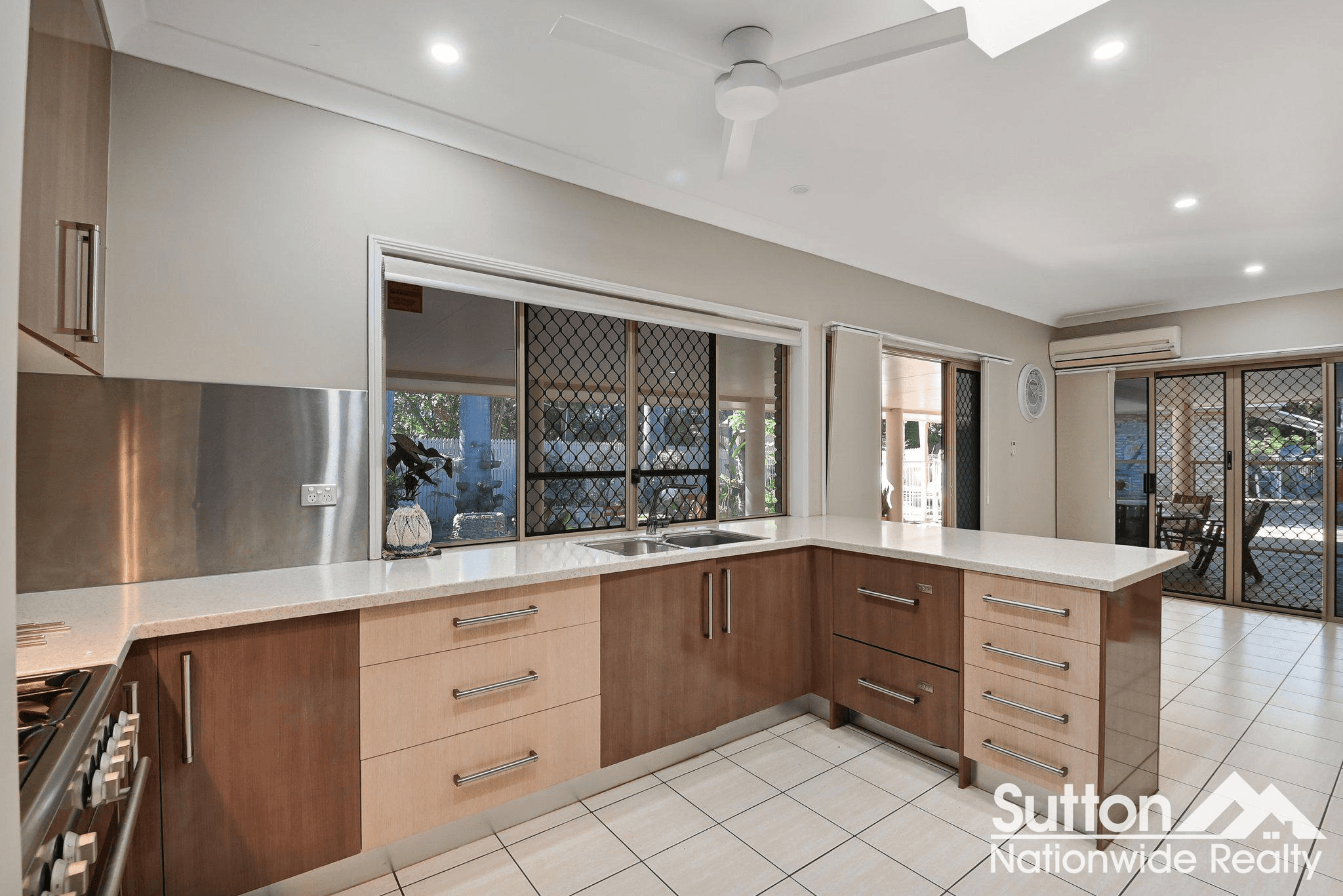 29 Eucalyptus Avenue, ANNANDALE, QLD 4814