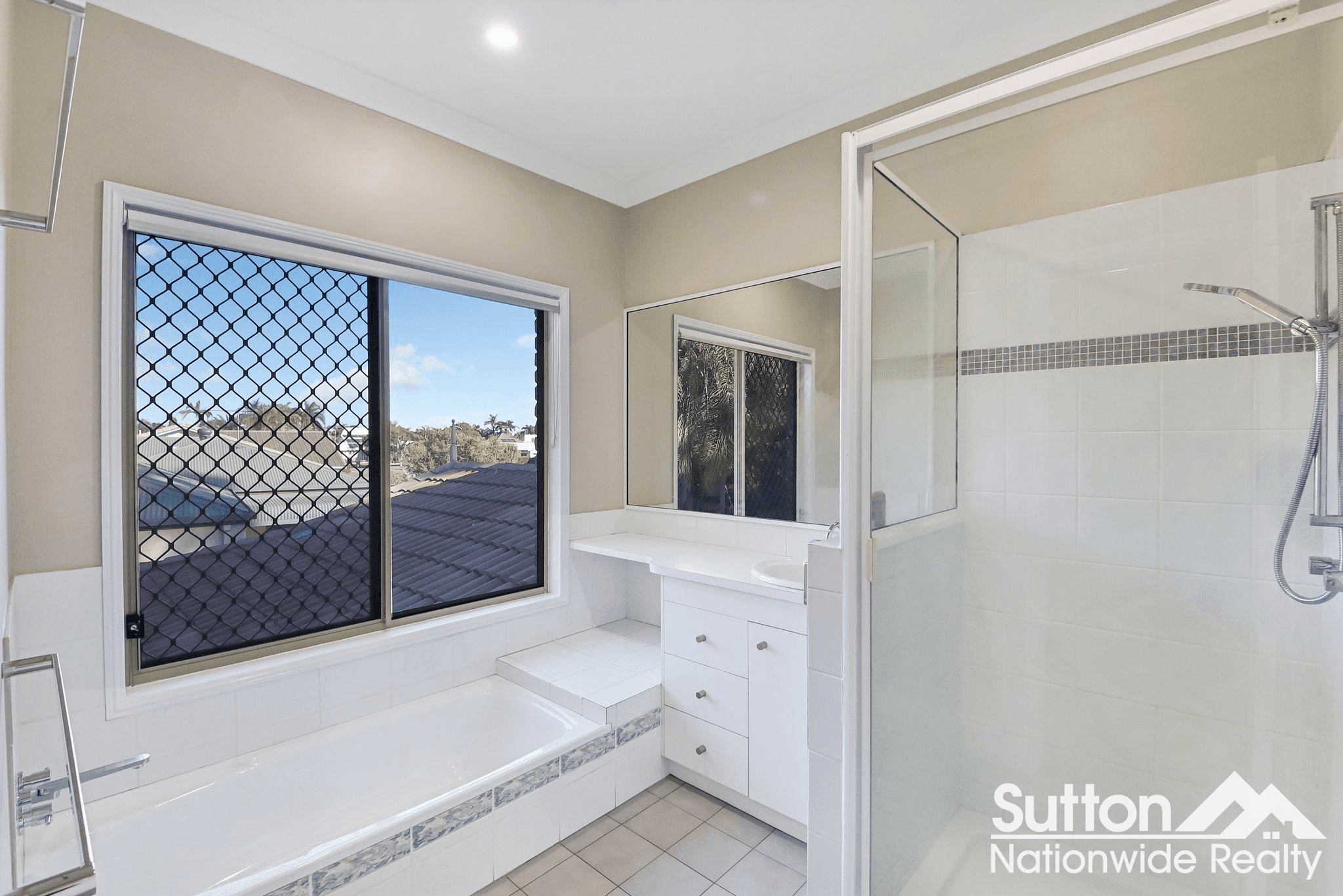 29 Eucalyptus Avenue, ANNANDALE, QLD 4814