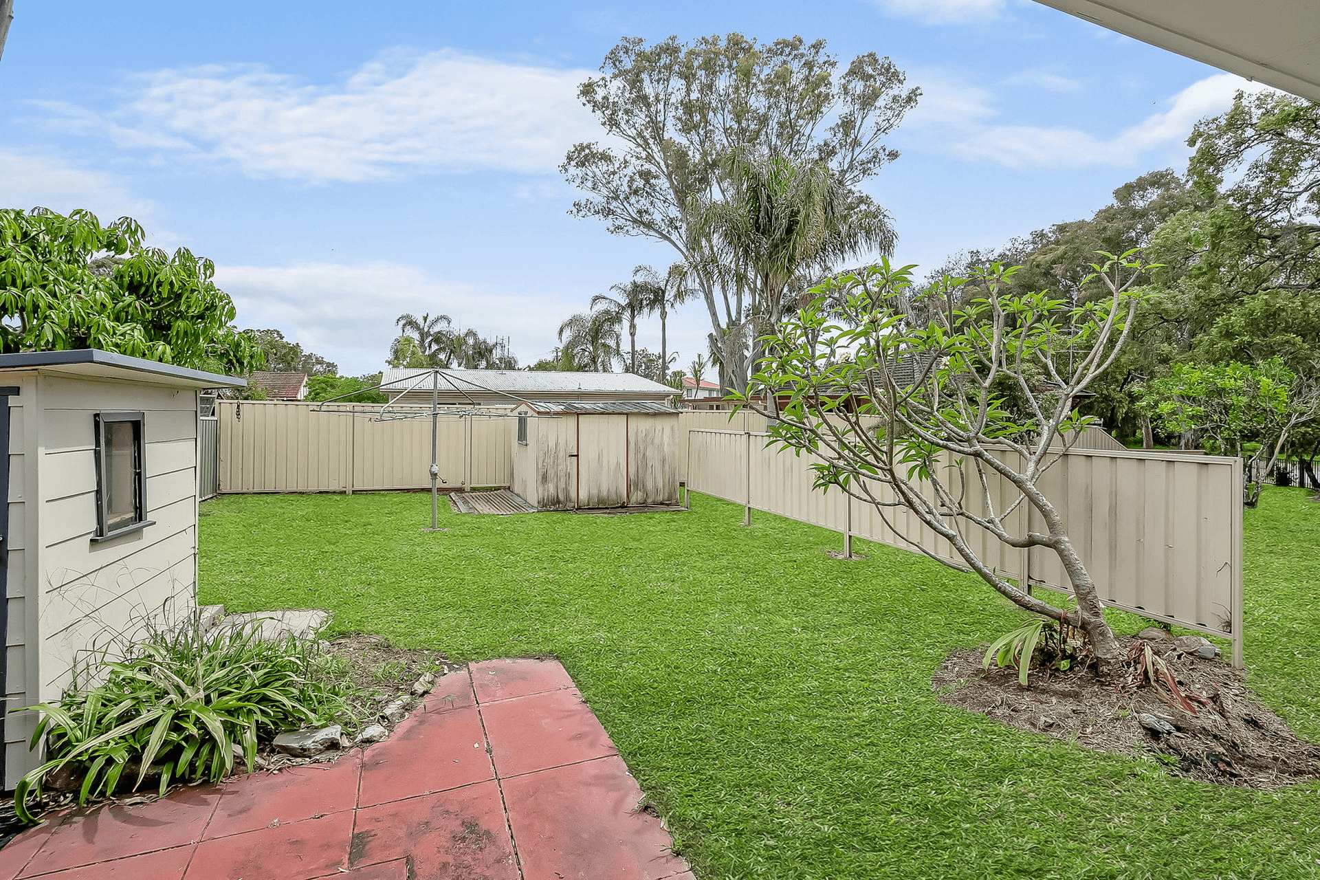 4 Hobson Avenue, Charmhaven, NSW 2263