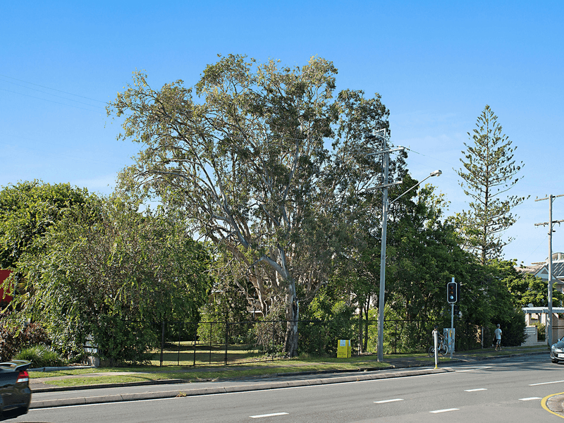 65 Brisbane Road, MOOLOOLABA, QLD 4557