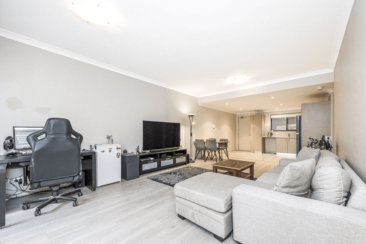 6/2 Molloy Promenade, Joondalup, WA 6027