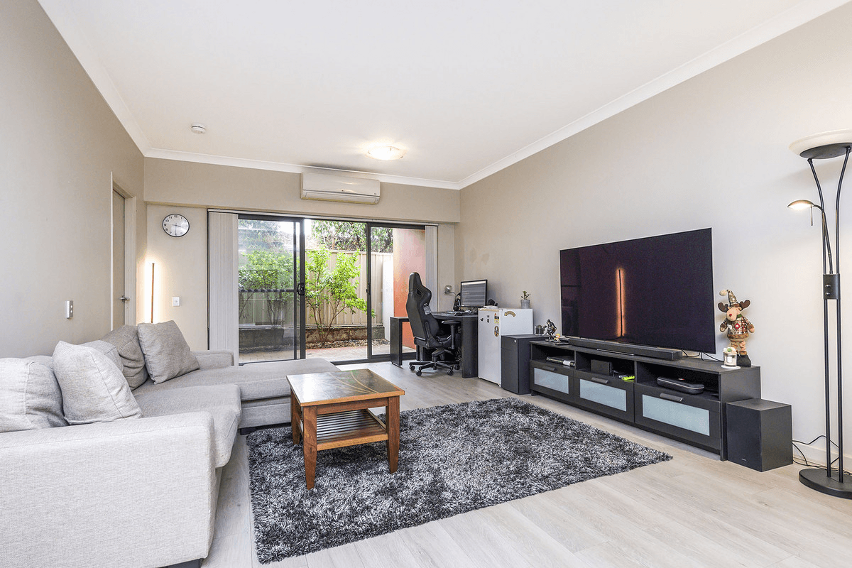 6/2 Molloy Promenade, Joondalup, WA 6027