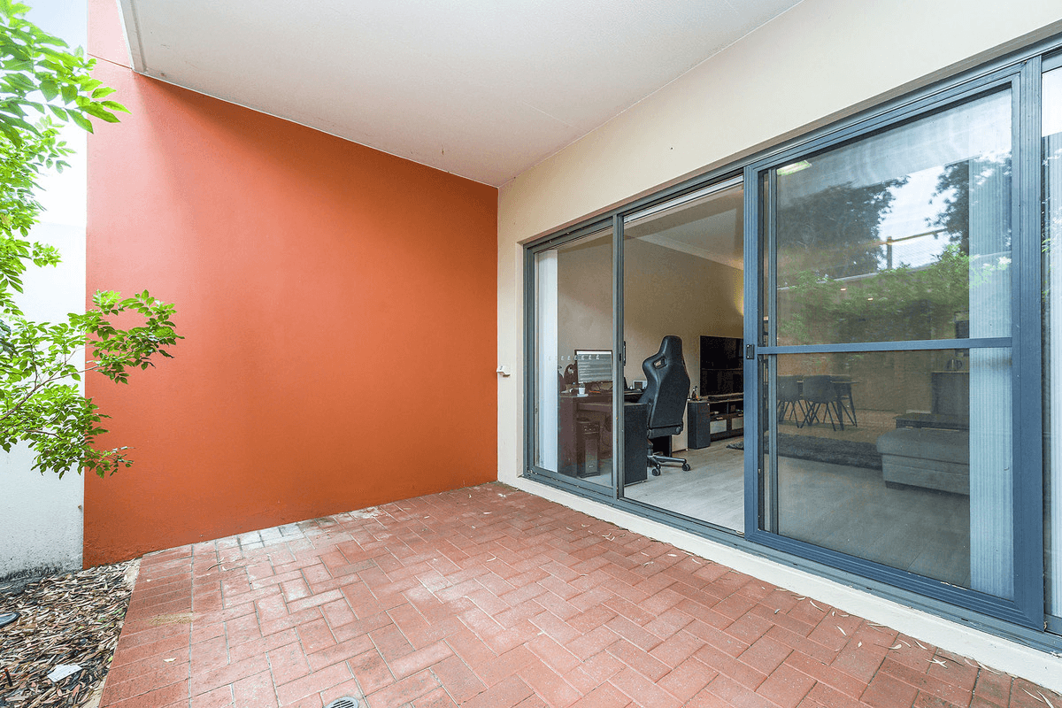 6/2 Molloy Promenade, Joondalup, WA 6027