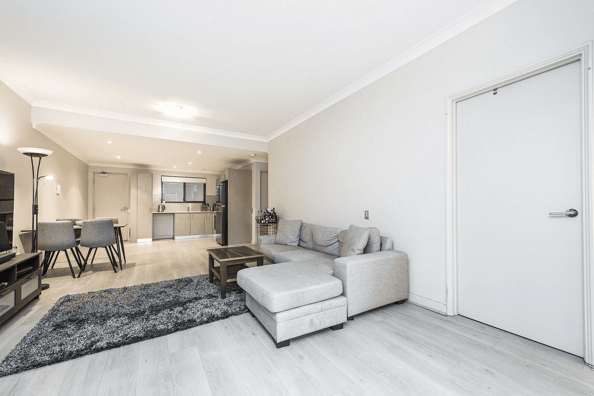 6/2 Molloy Promenade, Joondalup, WA 6027