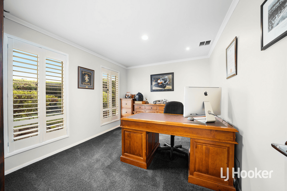 3 Sabre Place, POINT COOK, VIC 3030