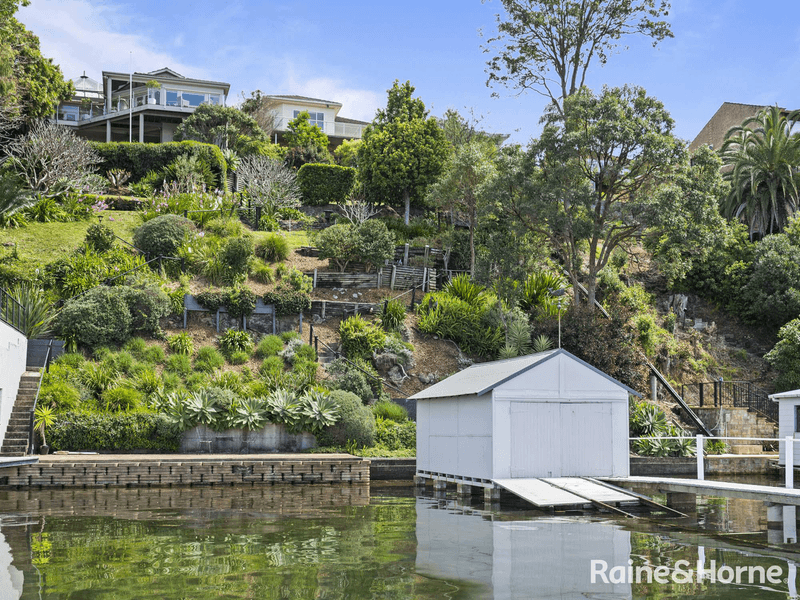 23 Coogee Road, POINT CLARE, NSW 2250