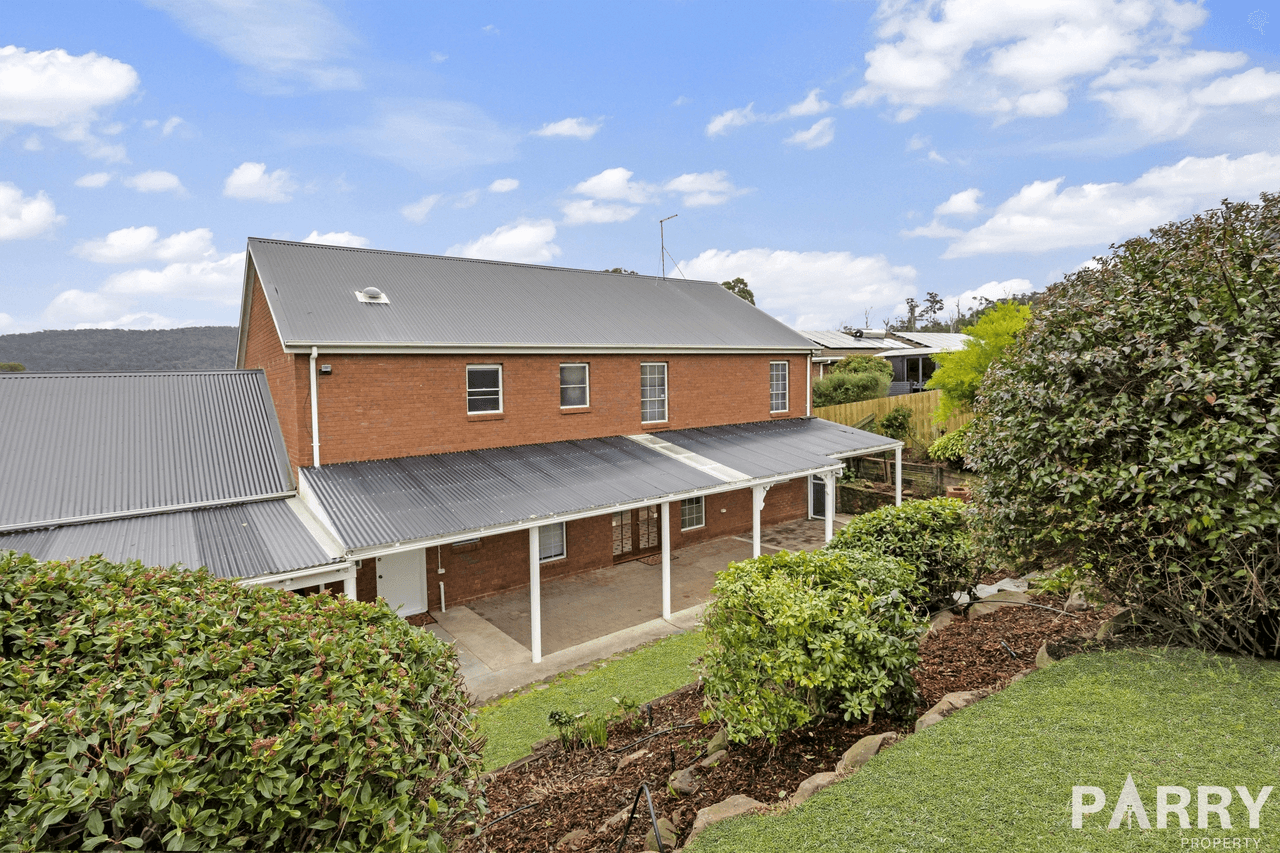 52 Bayview Drive, BLACKSTONE HEIGHTS, TAS 7250