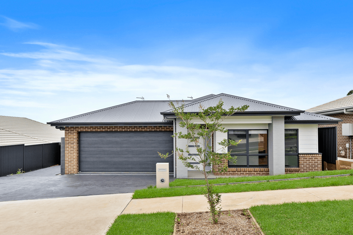 87 Cross Street, Tahmoor, NSW 2573