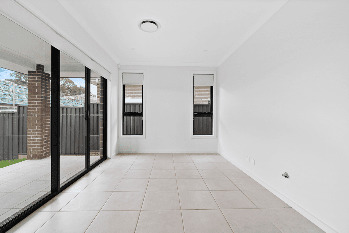 87 Cross Street, Tahmoor, NSW 2573