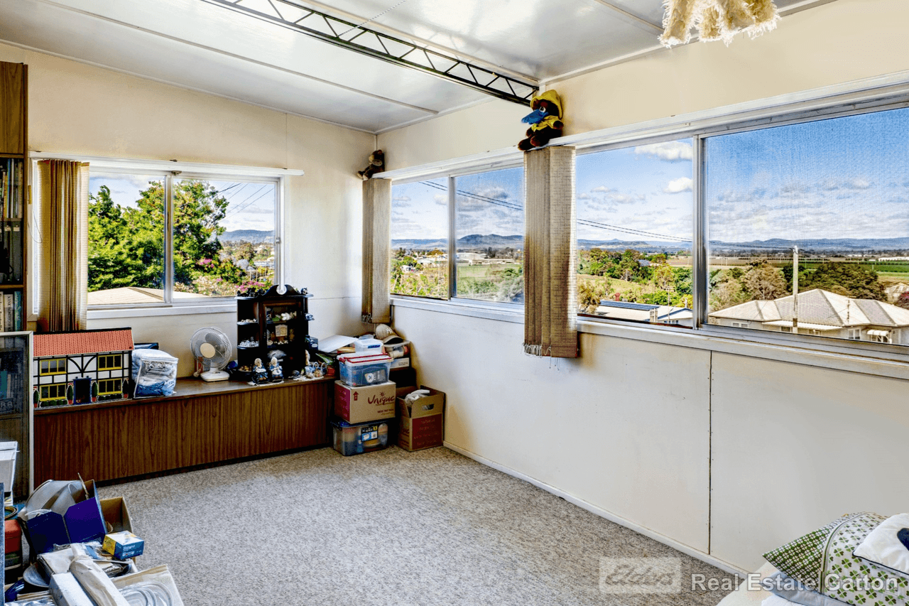 2 Smith Street, Gatton, QLD 4343