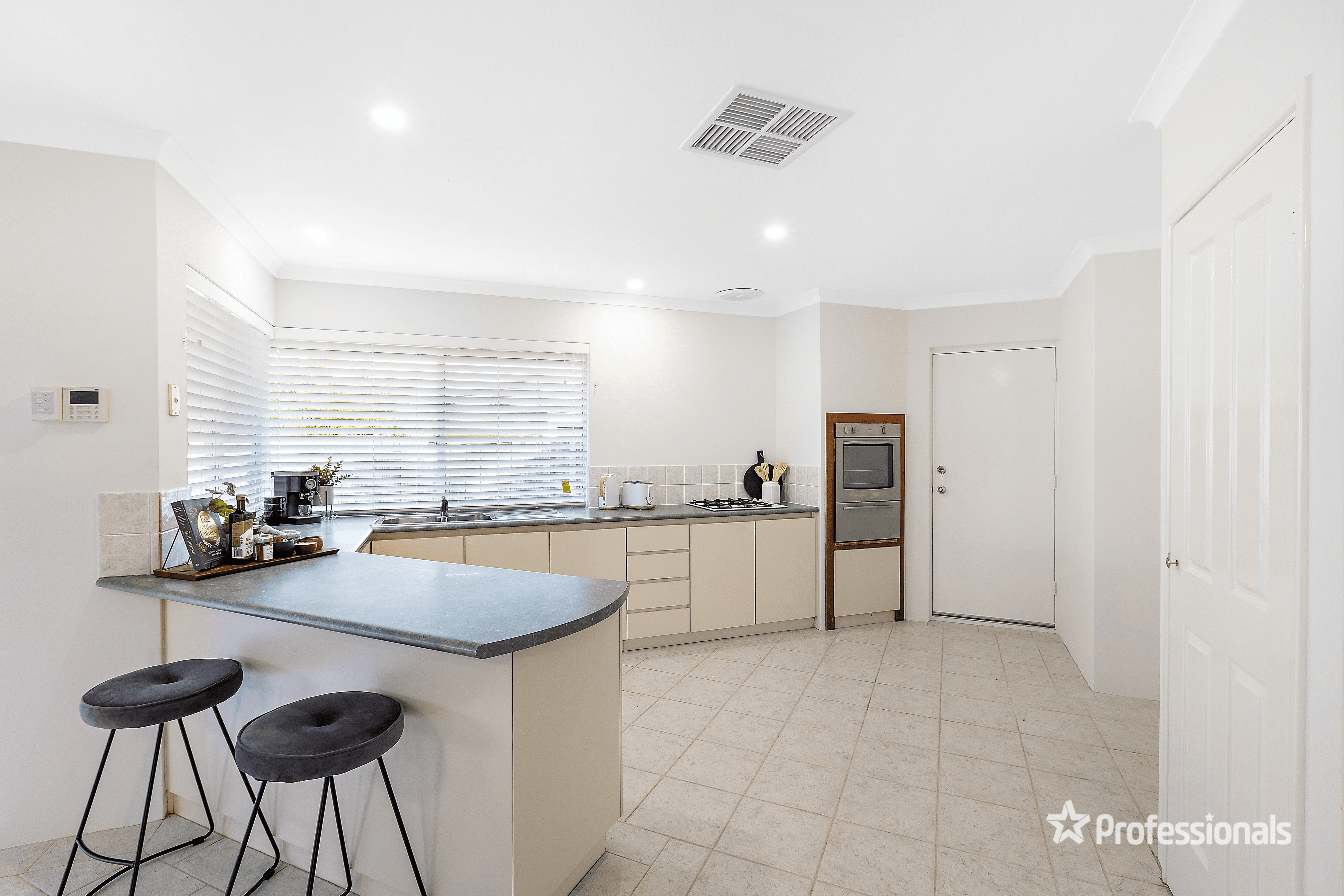 7 Bollinger Close, THE VINES, WA 6069