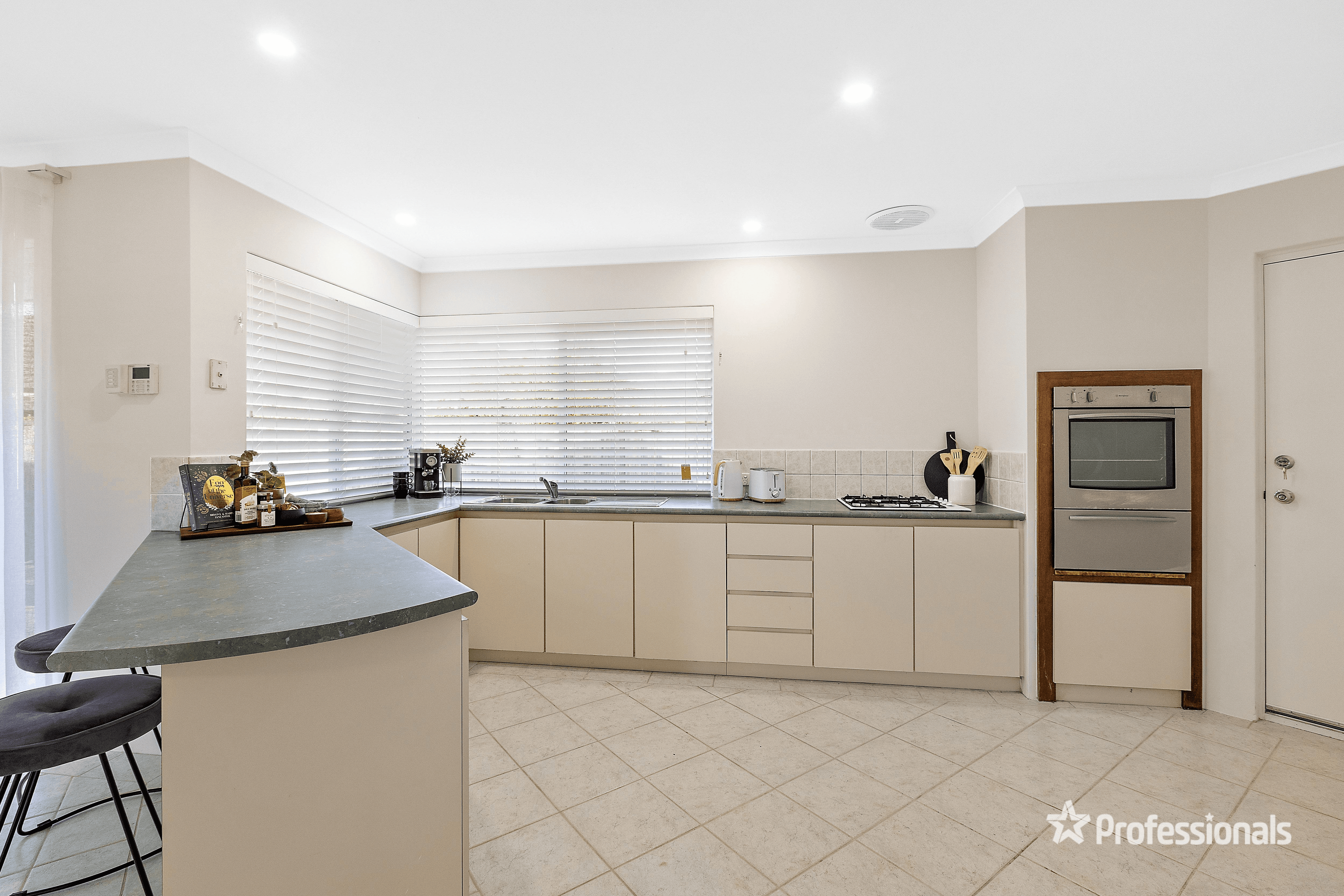 7 Bollinger Close, THE VINES, WA 6069