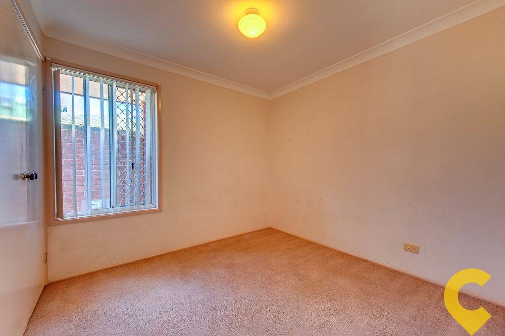 33 Barrier Place, FOREST LAKE, QLD 4078