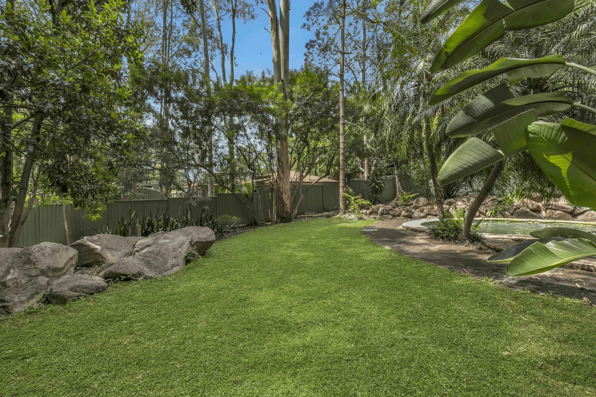 6 Vanwall Road, MOGGILL, QLD 4070