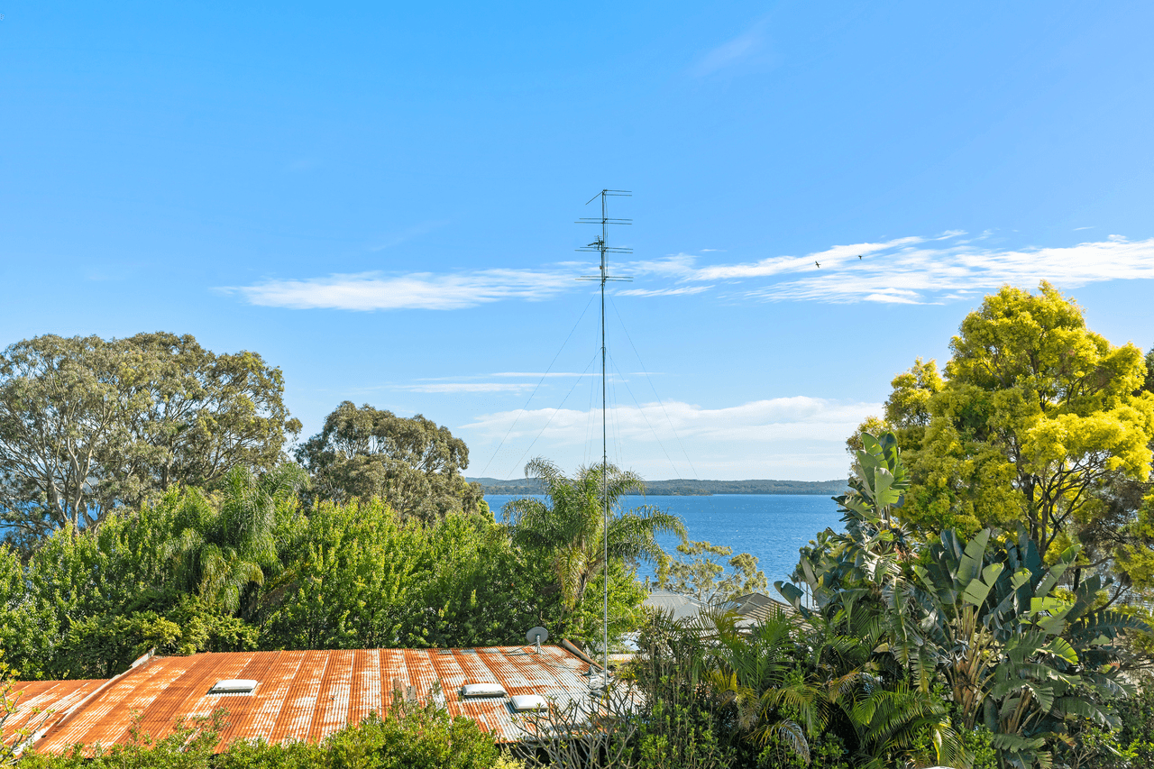 9  Creer Street, BONNELLS BAY, NSW 2264