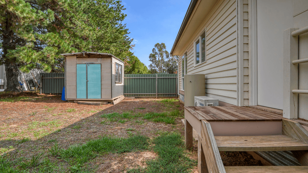 3 Hughes Street, AVENEL, VIC 3664