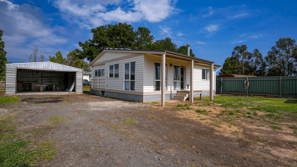 3 Hughes Street, AVENEL, VIC 3664