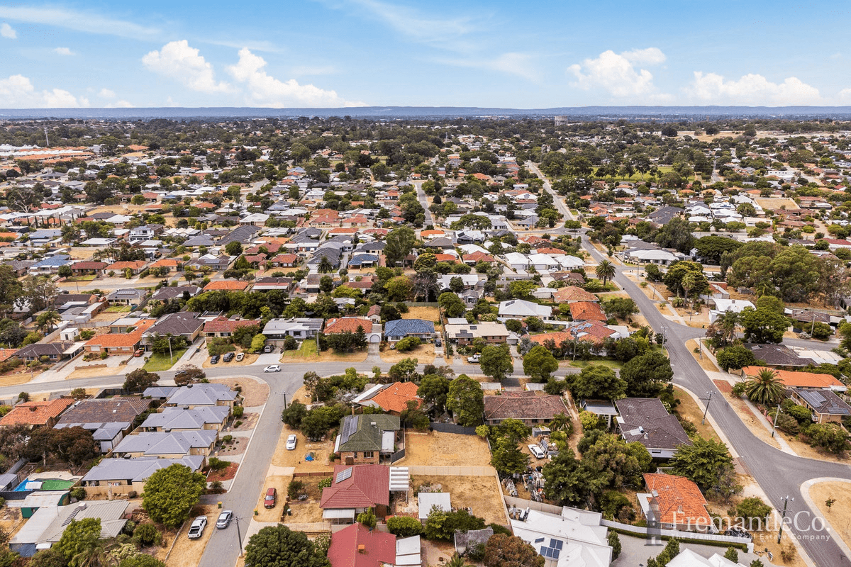 9A Gosch Street, Hamilton Hill, WA 6163