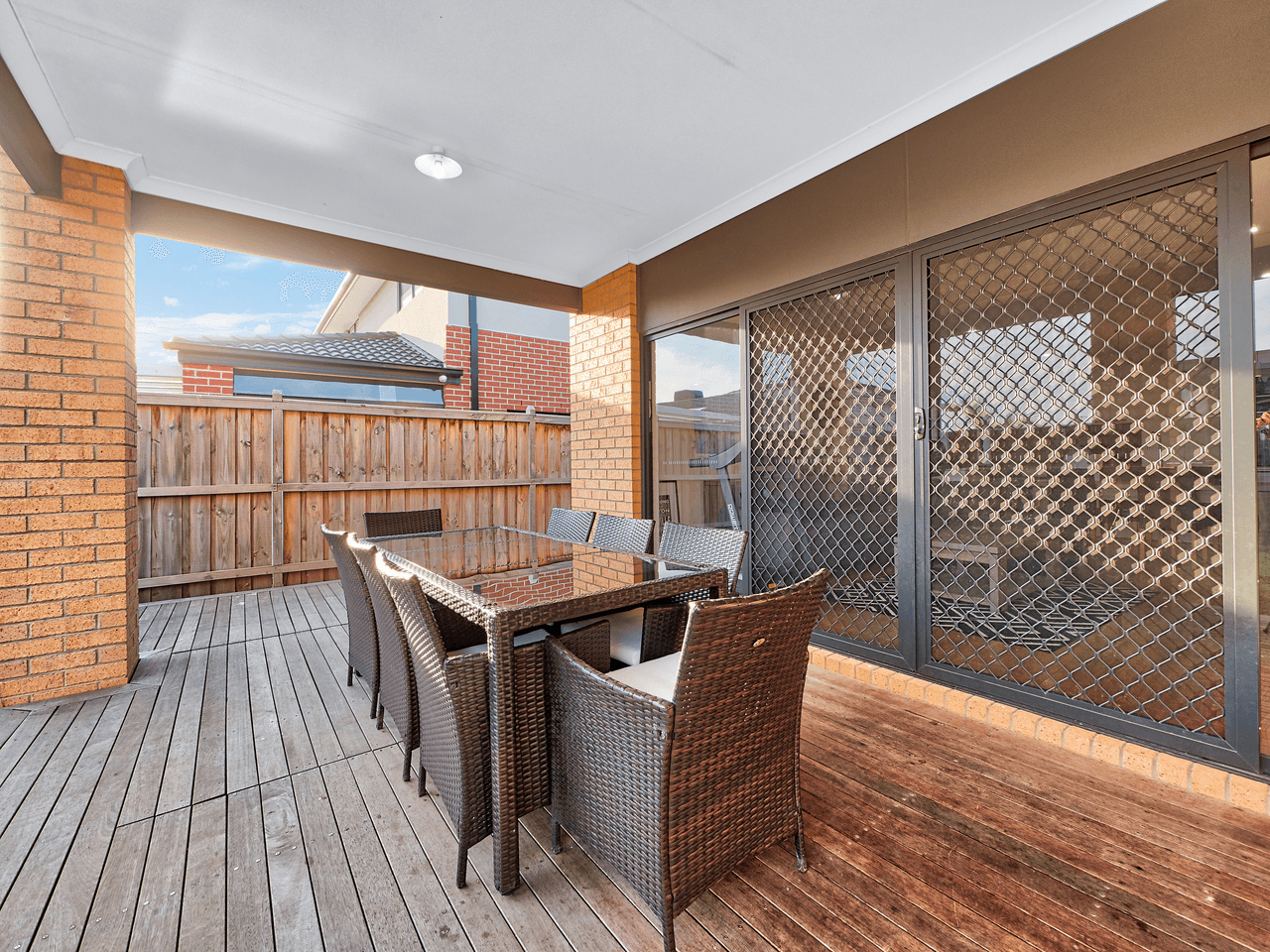 6 Trueman Street, CRANBOURNE WEST, VIC 3977