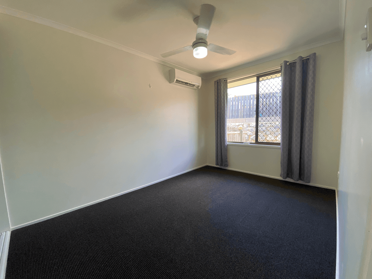 2/37 Tyson Crescent, TANNUM SANDS, QLD 4680