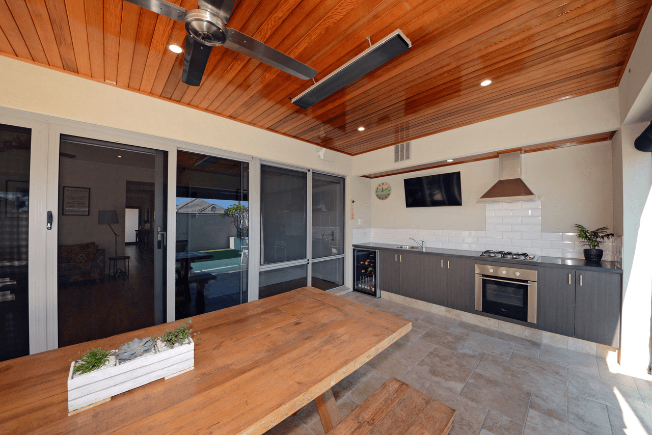 127 Anchorage Drive, Mindarie, WA 6030