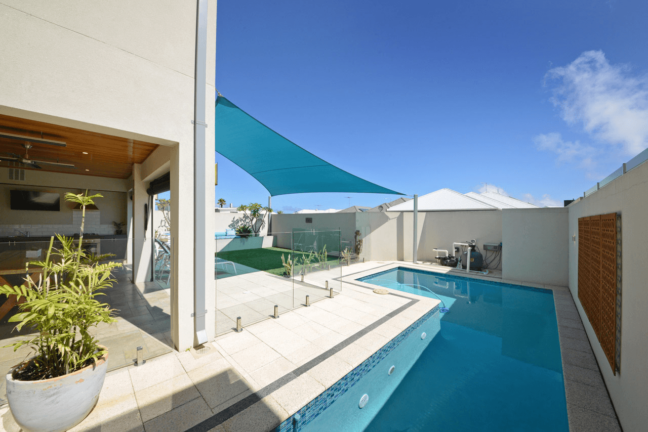 127 Anchorage Drive, Mindarie, WA 6030