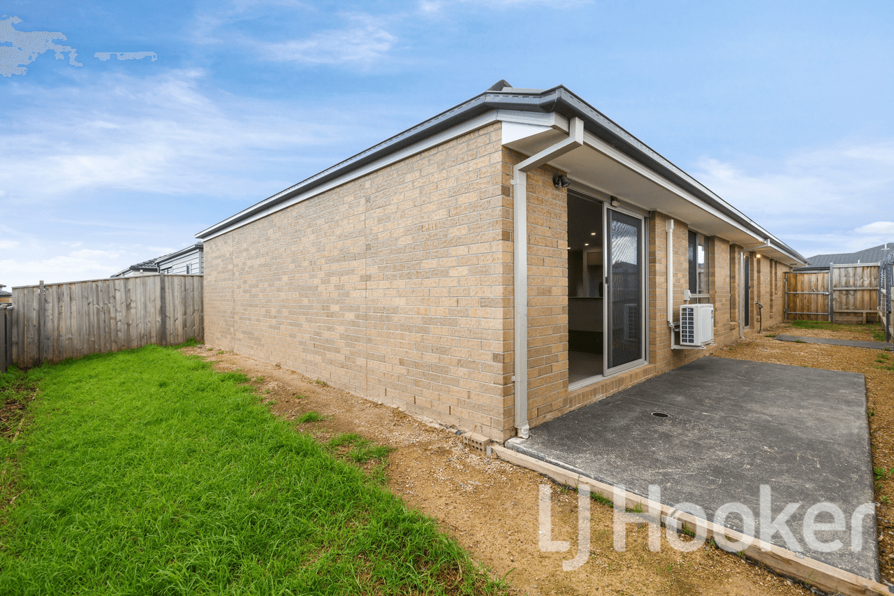 64 Annabella Street, CRANBOURNE EAST, VIC 3977