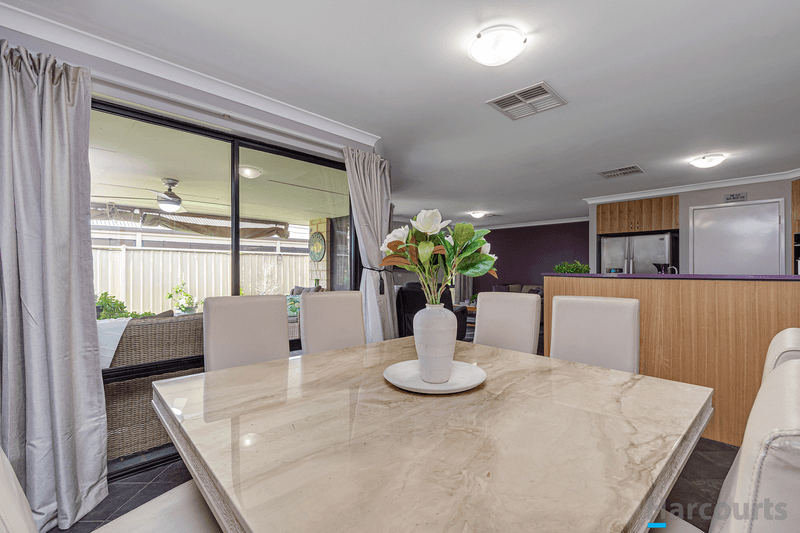 9 Rometta Way, SINAGRA, WA 6065