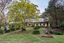 12 Raymond Elliot Court, Park Orchards, VIC 3114