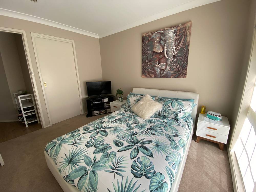 9 Billabong Crescent, Parkes, NSW 2870