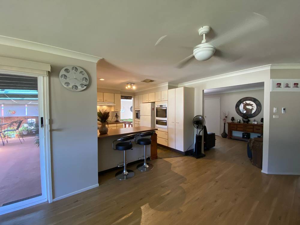9 Billabong Crescent, Parkes, NSW 2870