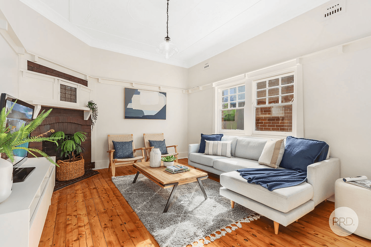 13 Railway Parade, PENSHURST, NSW 2222